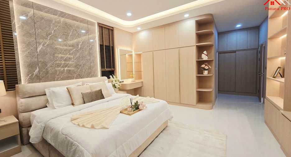 For sale 4 bedrooms house in Bang Lamung, Chonburi