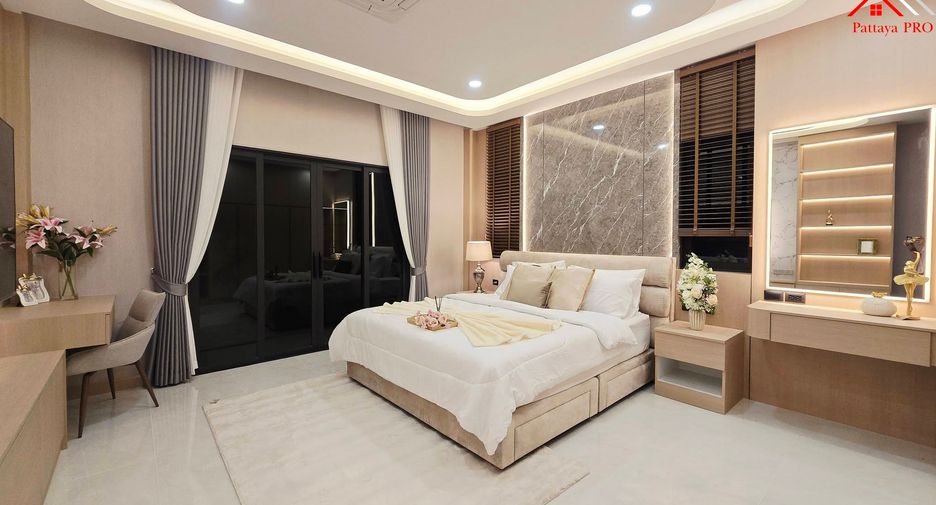 For sale 4 bedrooms house in Bang Lamung, Chonburi