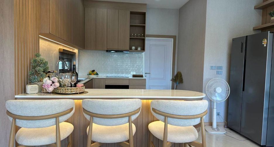 For sale 4 bedrooms house in Bang Lamung, Chonburi