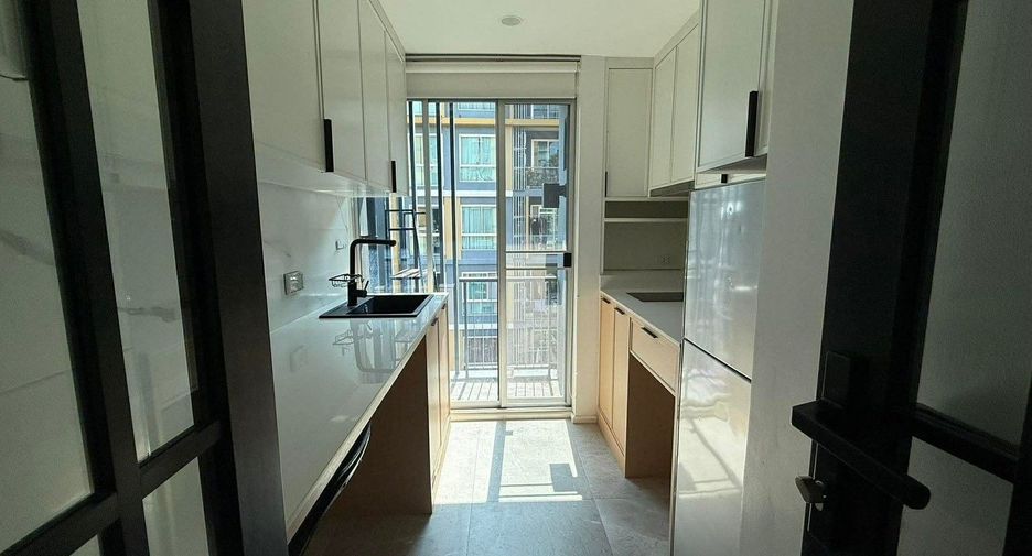 À vendre 1 chambre condo à Khlong Toei, Bangkok