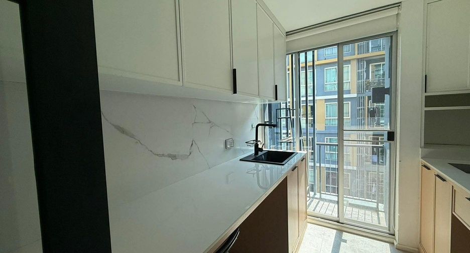 À vendre 1 chambre condo à Khlong Toei, Bangkok