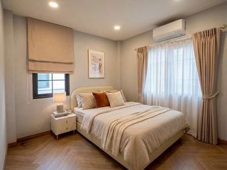 Condo en alquiler de 4 habitaciones en Bang Phli, Samut Prakan