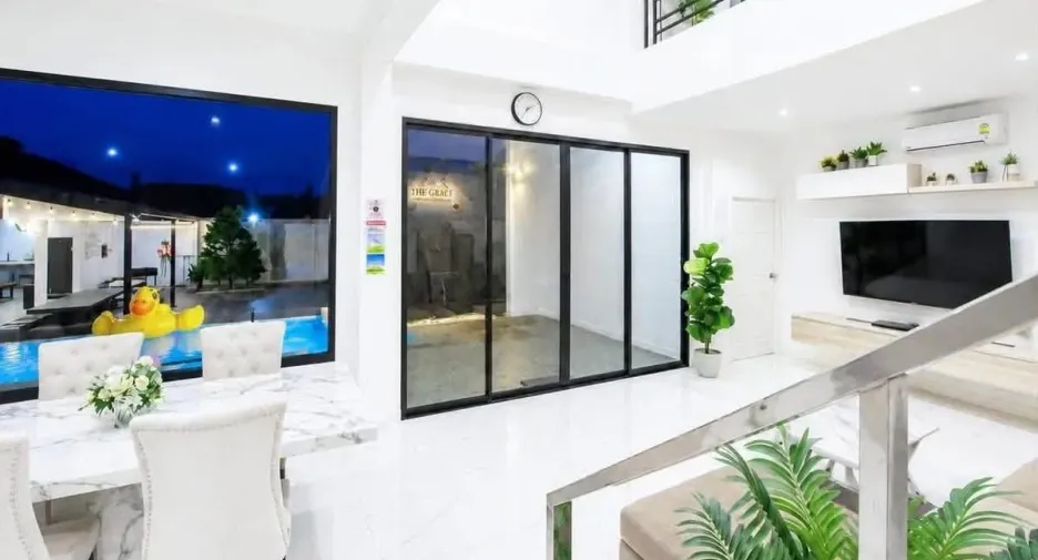Villa zum Kauf mit 5 Zimmer in Huay Yai, Pattaya