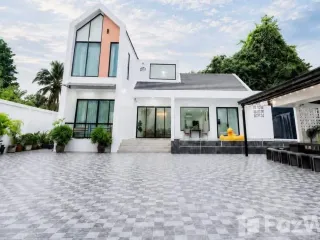Villa zum Kauf mit 5 Zimmer in Bang Lamung, Chonburi