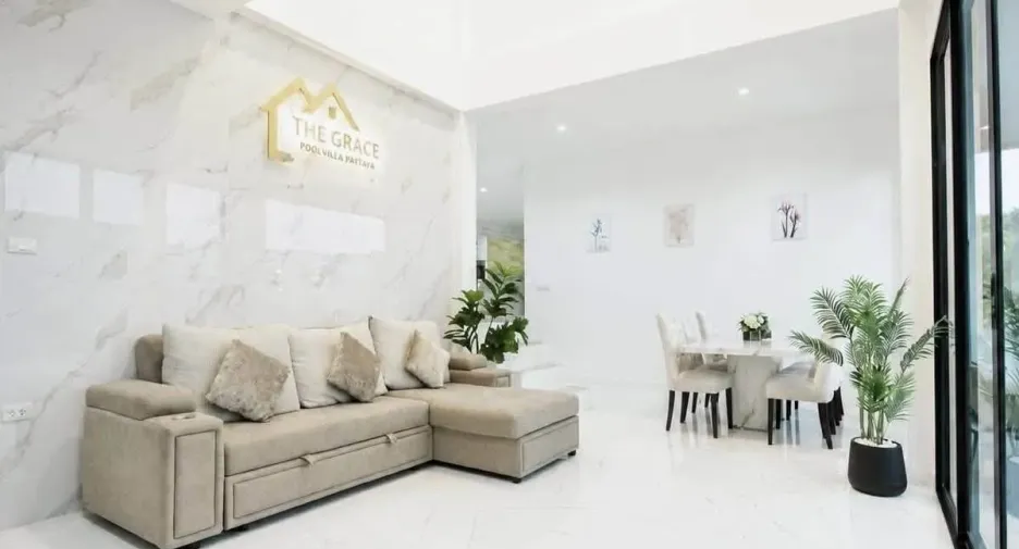 Villa zum Kauf mit 5 Zimmer in Huay Yai, Pattaya