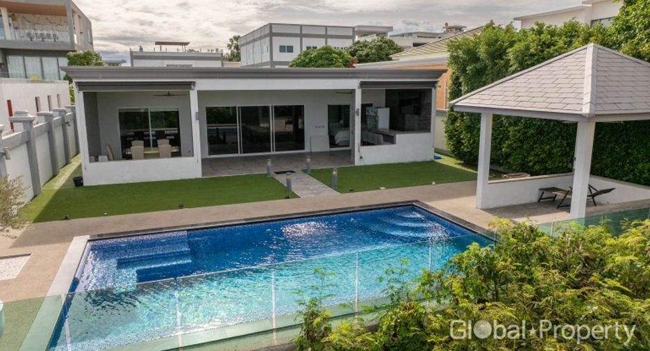 For sale 4 bedrooms house in Bang Lamung, Chonburi