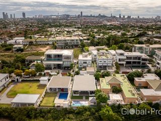 For sale 4 bedrooms house in Bang Lamung, Chonburi