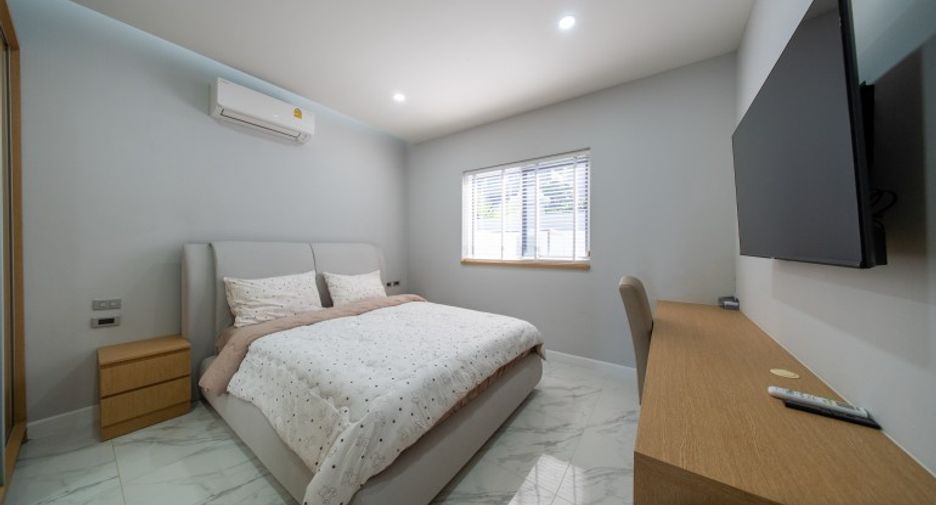 For sale 4 bedrooms house in Bang Lamung, Chonburi
