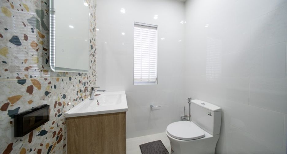 For sale 4 bedrooms house in Bang Lamung, Chonburi