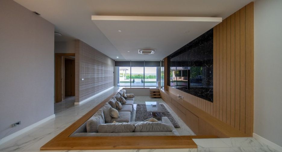 For sale 4 bedrooms house in Bang Lamung, Chonburi