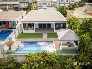 For sale 4 bedrooms house in Bang Lamung, Chonburi
