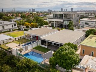 For sale 4 bedrooms house in Bang Lamung, Chonburi
