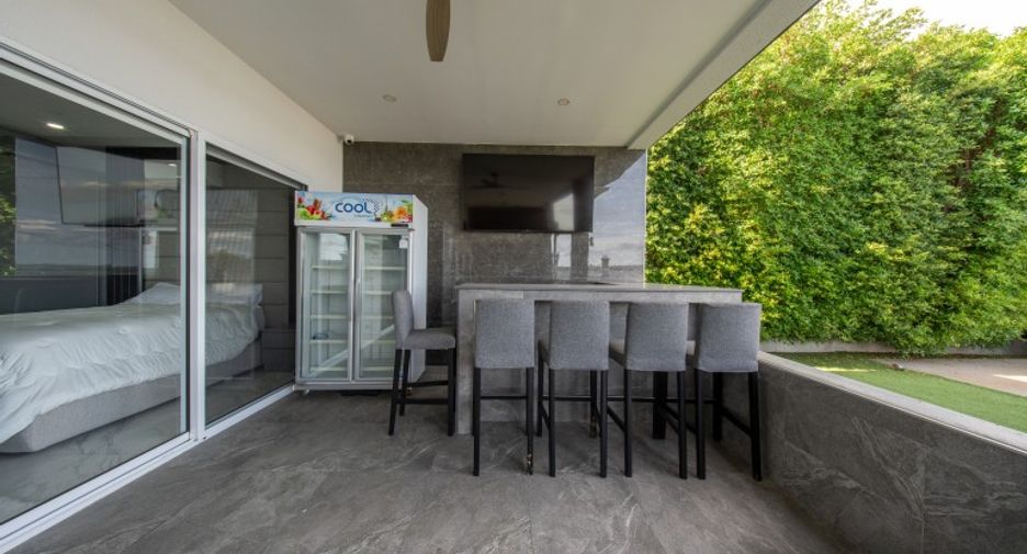 For sale 4 bedrooms house in Bang Lamung, Chonburi