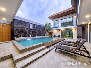 For sale 6 bedrooms house in Bang Lamung, Chonburi