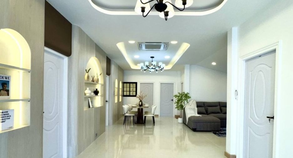 For sale 3 bedrooms house in Si Racha, Chonburi