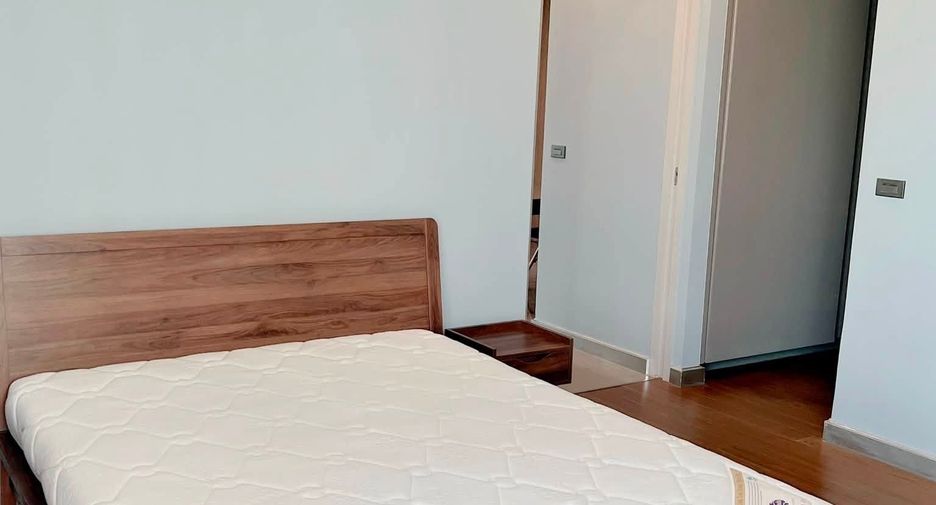 Condo en alquiler de 1 habitaciones en Bang Rak, Bangkok