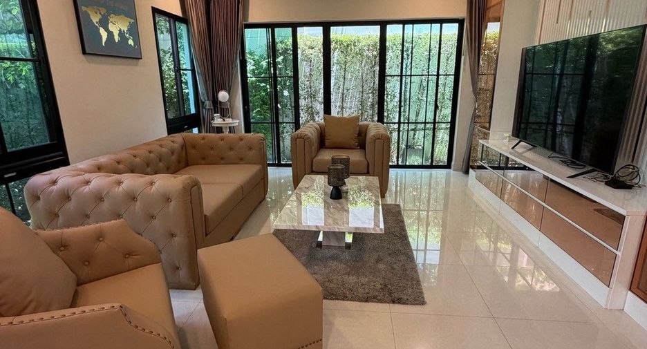 Haus zur Miete und zum Kauf mit 4 Zimmer in Saphan Sung, Bangkok