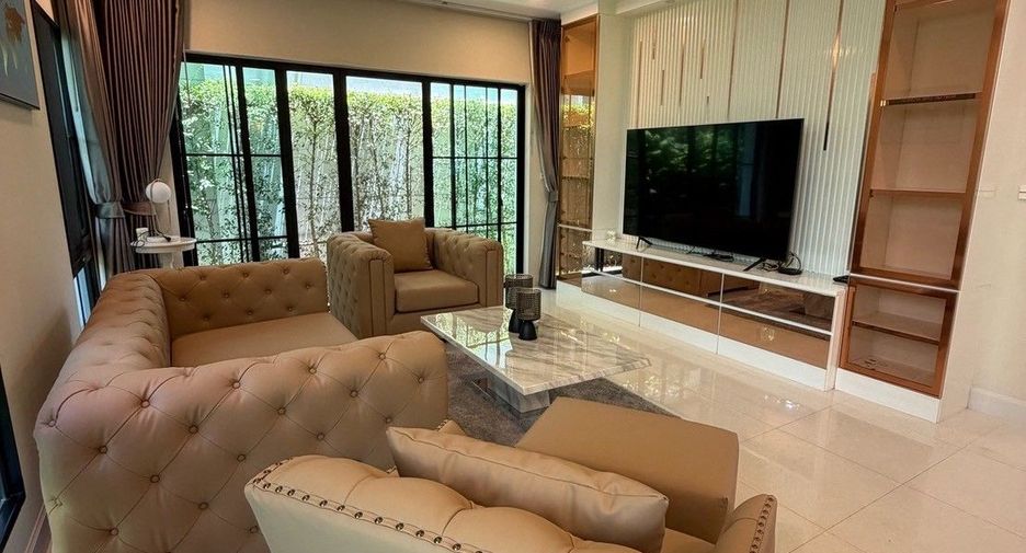 Haus zur Miete und zum Kauf mit 4 Zimmer in Saphan Sung, Bangkok