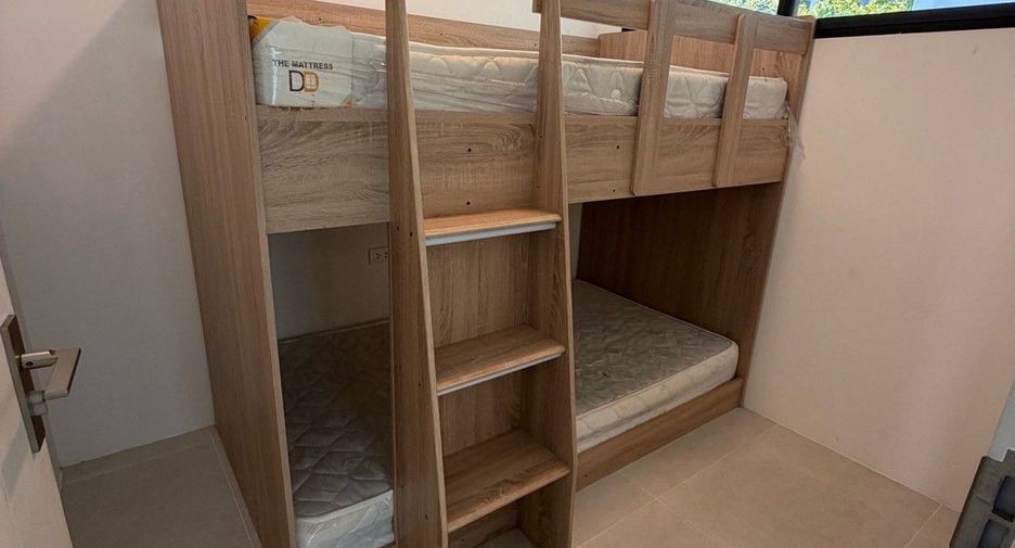 Haus zur Miete und zum Kauf mit 4 Zimmer in Saphan Sung, Bangkok