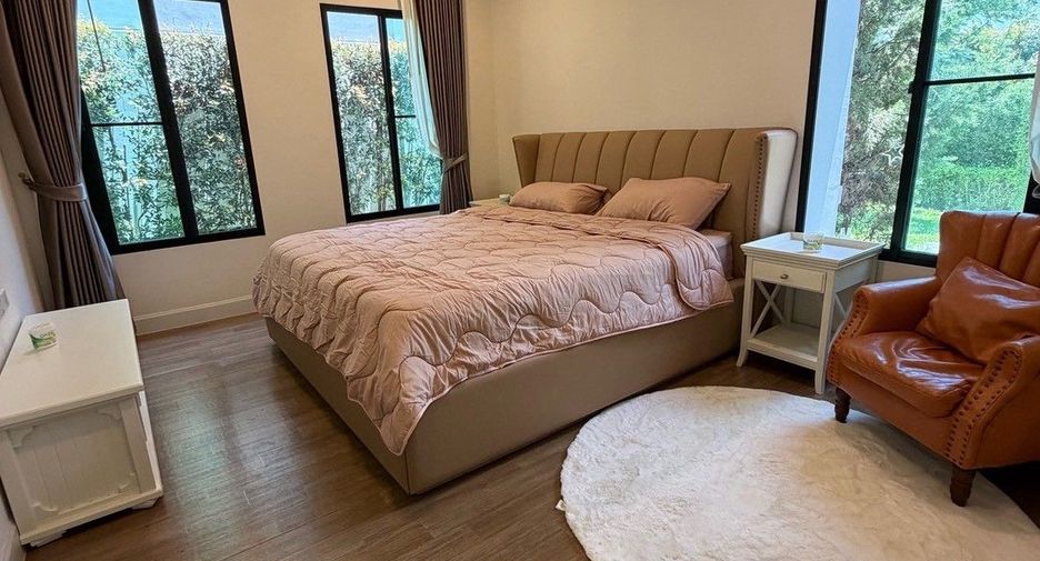 Haus zur Miete und zum Kauf mit 4 Zimmer in Saphan Sung, Bangkok