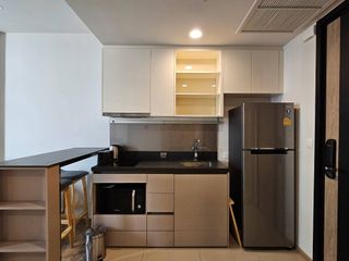 Condo en alquiler de 1 habitaciones en Khlong Toei, Bangkok