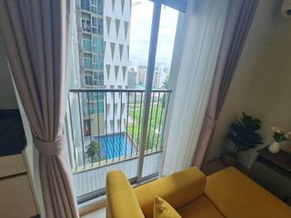 For rent 2 bedrooms condo in Huai Khwang, Bangkok