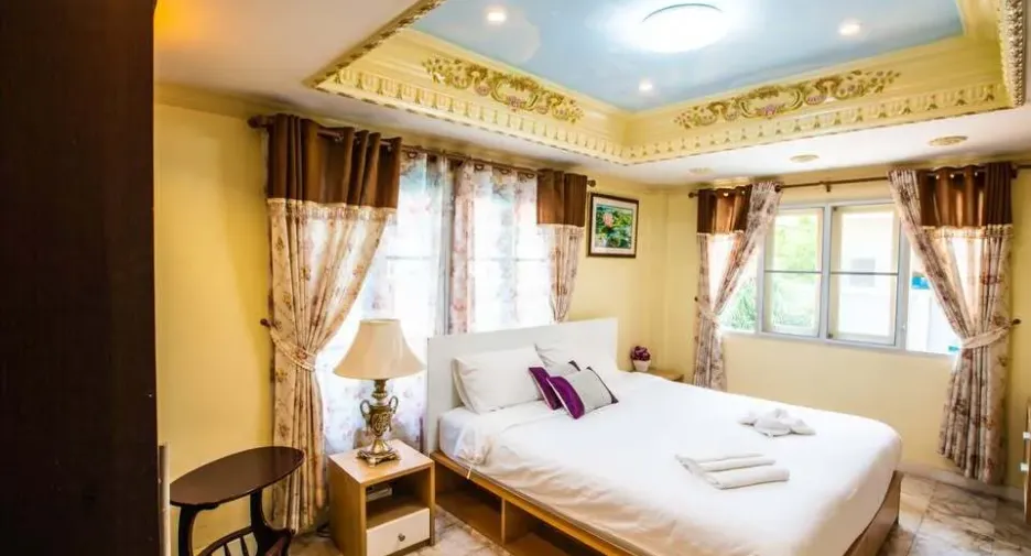 For sale and for rent 5 bedrooms house in Mueang Chiang Mai, Chiang Mai