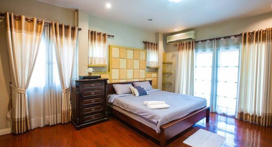 For sale and for rent 5 bedrooms house in Mueang Chiang Mai, Chiang Mai