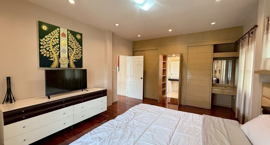 For sale and for rent 5 bedrooms house in Mueang Chiang Mai, Chiang Mai