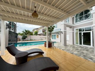 For sale and for rent 5 bedrooms house in Mueang Chiang Mai, Chiang Mai
