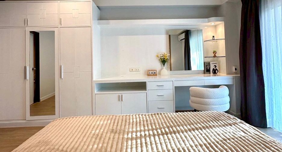 For sale 2 bedrooms condo in Kathu, Phuket