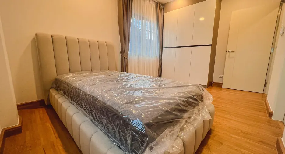 Haus zur Miete mit 4 Zimmer in Bang Phli, Samut Prakan