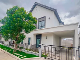For rent 4 bedrooms house in Bang Phli, Samut Prakan