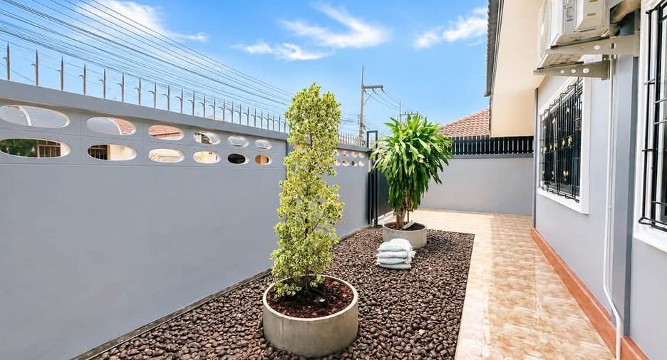 For rent 3 ベッドルーム house in Bang Lamung, Chonburi