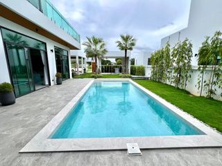 Casa en venta de 4 habitaciones en Bang Lamung, Chonburi