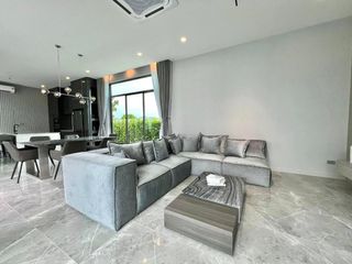 Casa en venta de 4 habitaciones en Bang Lamung, Chonburi