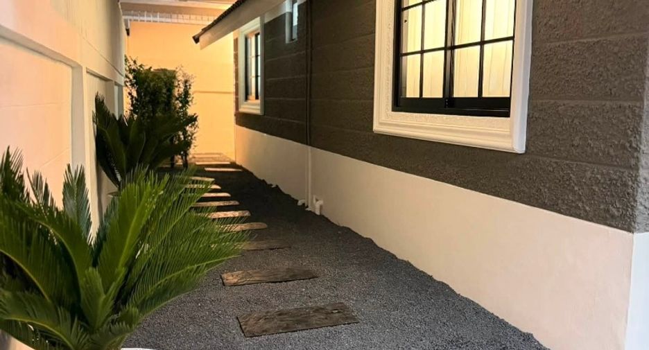 Haus zum Kauf mit 3 Zimmer in Bang Lamung, Chonburi