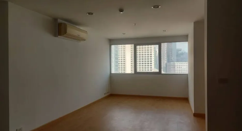 À vendre 2 chambres condo à Sathon, Bangkok