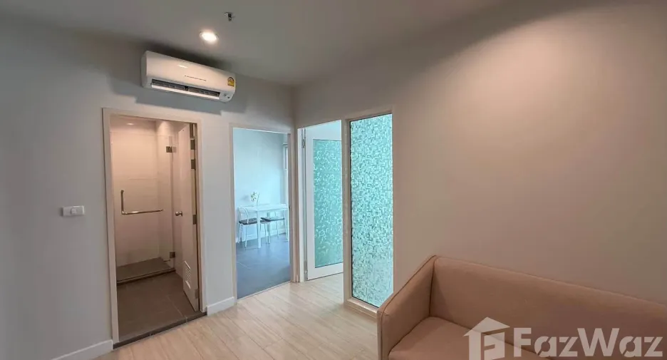 Condo en alquiler de 1 habitaciones en Thon Buri, Bangkok