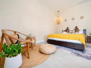 For rent 5 bedrooms villa in Thalang, Phuket