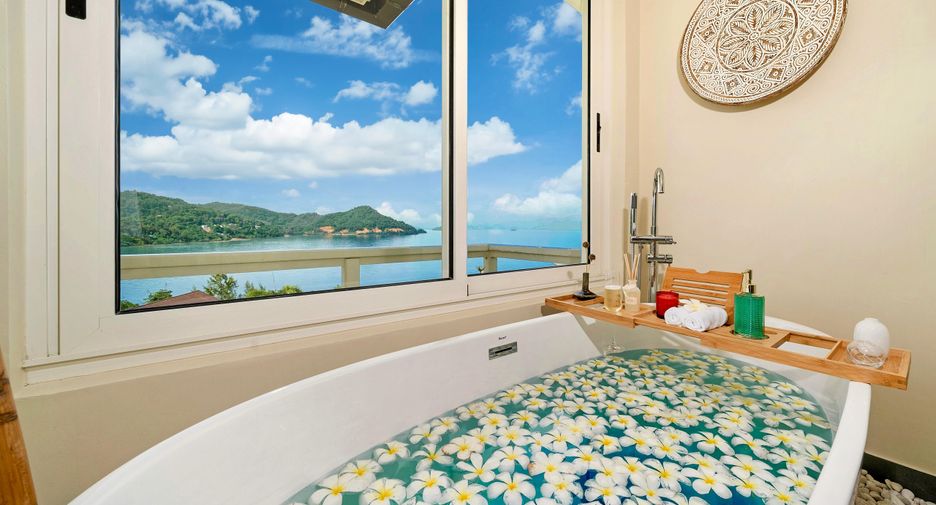 For rent 5 bedrooms villa in Thalang, Phuket