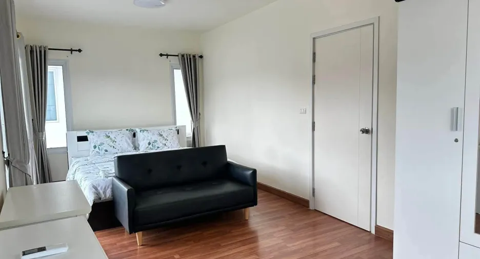 Haus zur Miete mit 3 Zimmer in Bang Lamung, Chonburi