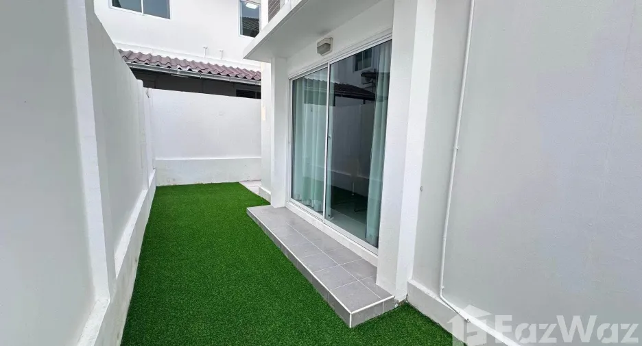 Haus zur Miete mit 3 Zimmer in Bang Lamung, Chonburi