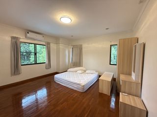 For rent 4 bedrooms villa in Hang Dong, Chiang Mai