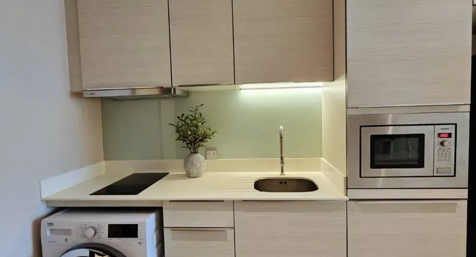Condo en alquiler de 2 habitaciones en Watthana, Bangkok
