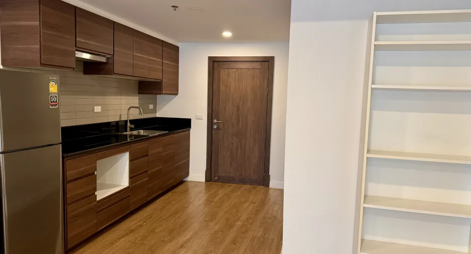For rent 1 bed condo in Sathon, Bangkok