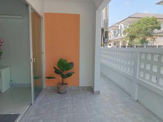 Casa en venta de 5 habitaciones en Bang Lamung, Chonburi