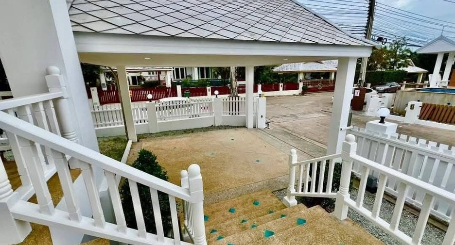For rent 3 ベッドルーム villa in Bang Lamung, Chonburi