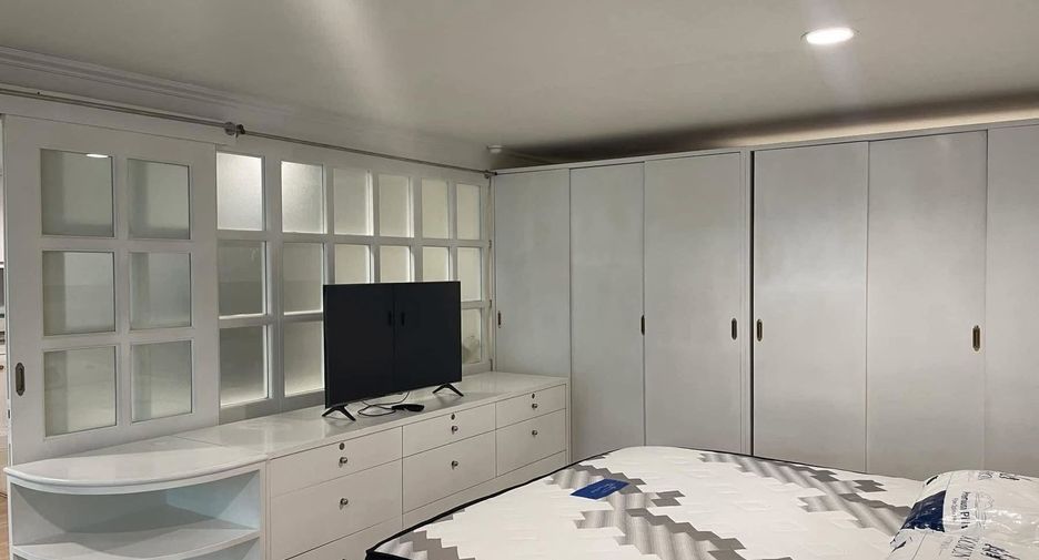 Condo en alquiler de 2 habitaciones en Sathon, Bangkok