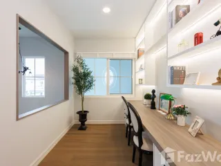 For rent 5 bedrooms house in Mueang Chiang Mai, Chiang Mai
